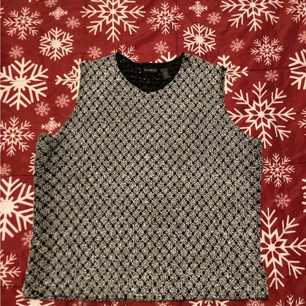 Black & White Patterned SleevelessTop